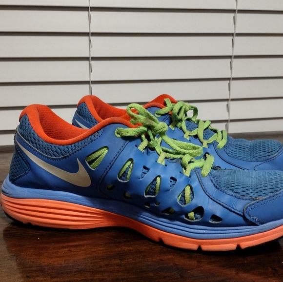 Nike Women's Dual Fusion Run 2 Size 10 US Blue Neon Coral Running - Picture 5 of 6